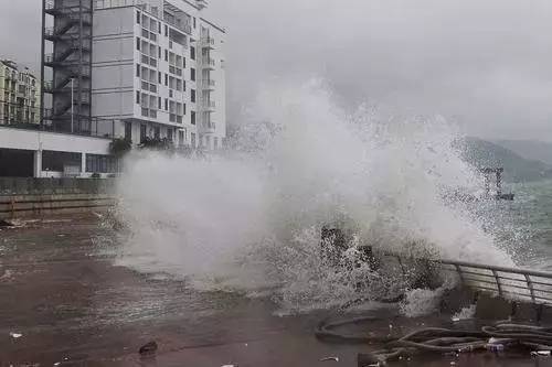 台风烟花登陆广东深圳，挑战与应对之战