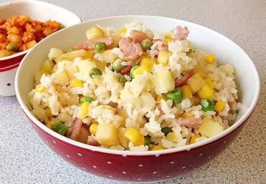 电饭煲美食烹饪秘籍，探索烹饪新境界的食谱大全