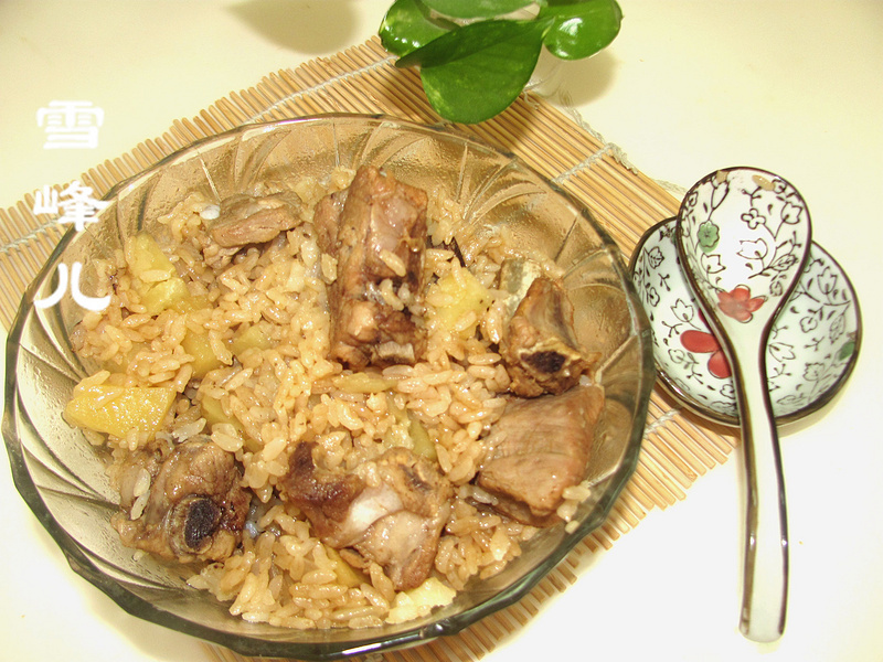 土豆排骨饭做法详解，家常美食的烹饪指南